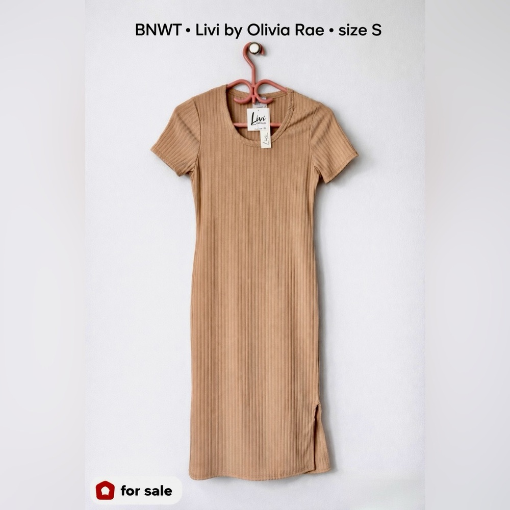 Ribbed Midi Dress w/ Side Slit | BNWT | Size Small